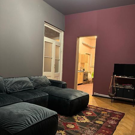 Freedom Square Flat Appartement Tbilisi Buitenkant foto