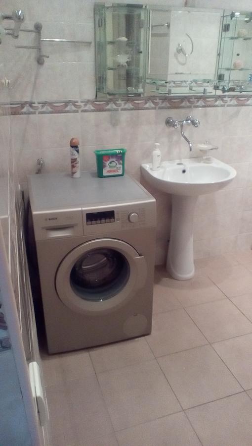 Freedom Square Flat Appartement Tbilisi Buitenkant foto