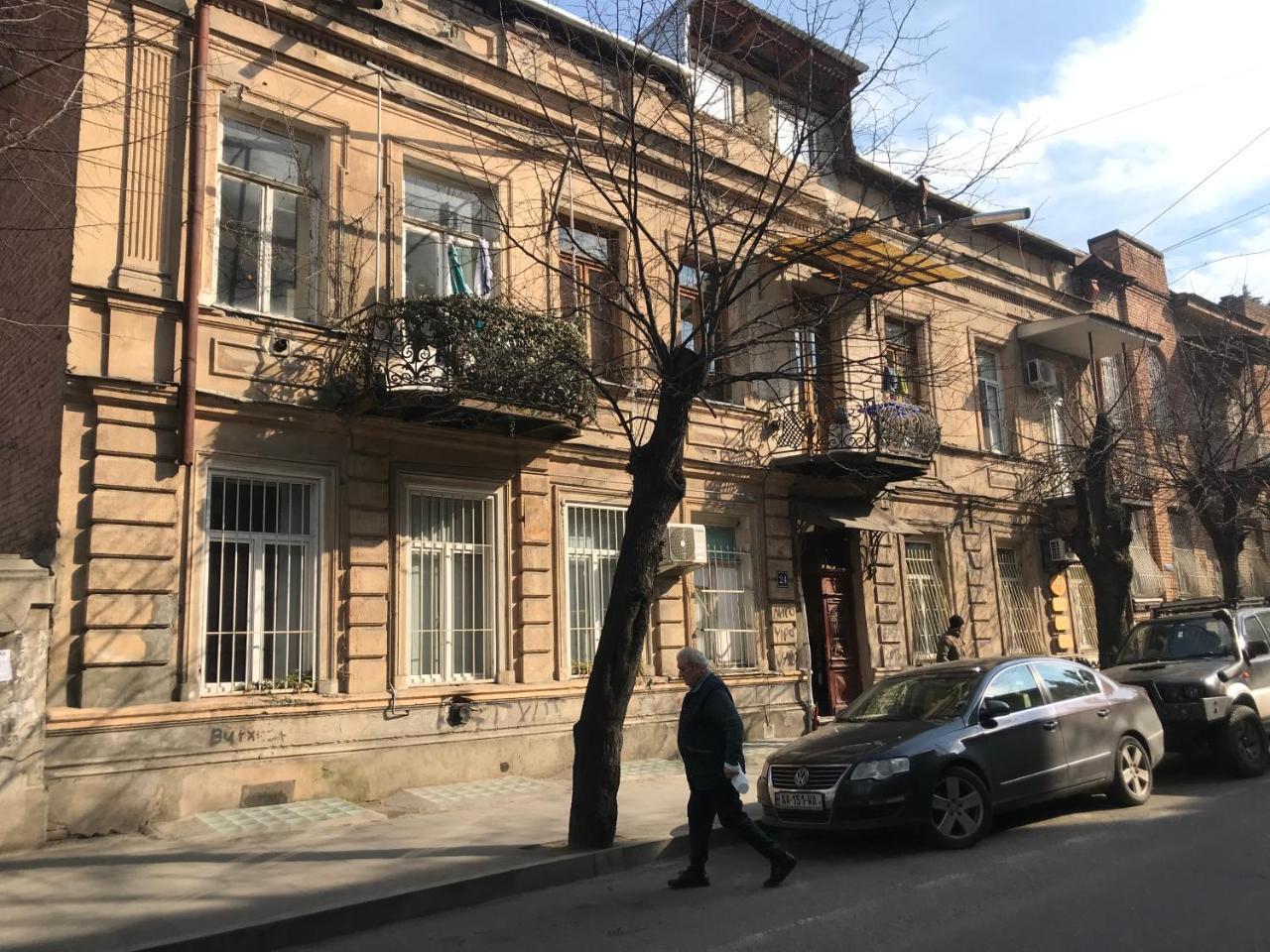 Freedom Square Flat Appartement Tbilisi Buitenkant foto